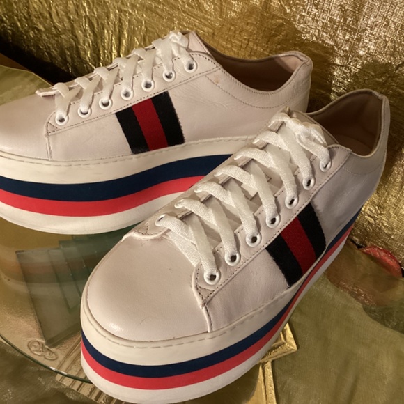 Gucci Women’s Peggy leather web platform sneakers - Picture 9 of 13